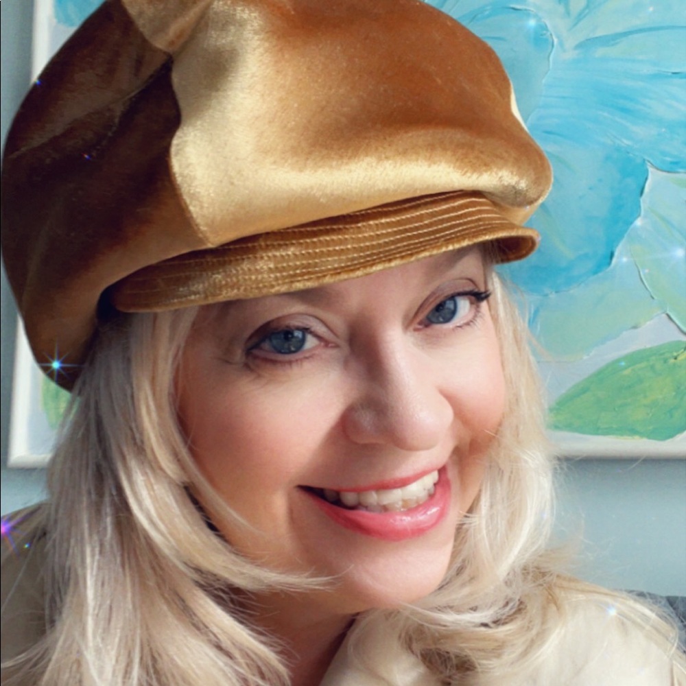 Vintage 70’s Disco Newsboy Velvet Gold Hat by Evelyn Raye